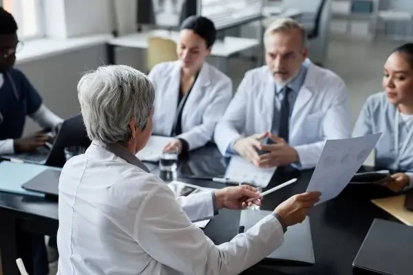 AVMA actualizează politici importante privind telemedicina, sănătatea publică și relația dintre oameni și animalele lor