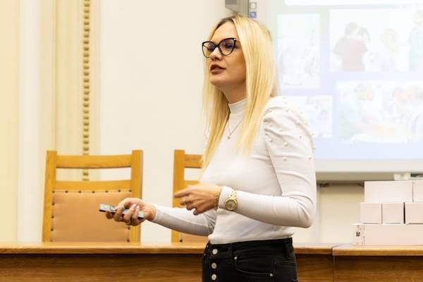 alina stefanescu interviu veterinarul online