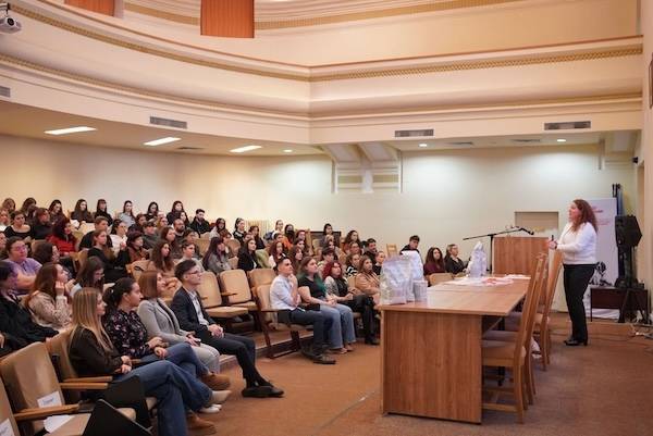 ivsa bucuresti conferinta dermatologie