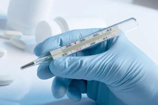 Cum reușesc virusurile gripei aviare să reziste febrei și ce înseamnă acest lucru pentru oameni