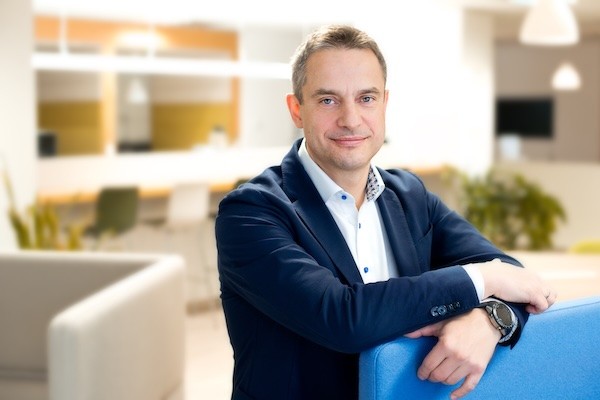 PIOTR ZAJACZKOWSKI CEO LuxVet copie